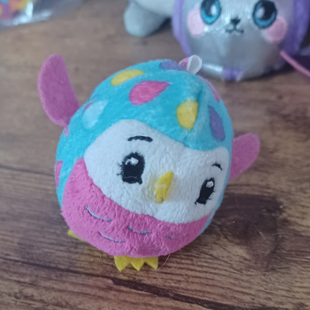 Pikmi Pops Surprise Scented Plushie Beanie Keychain